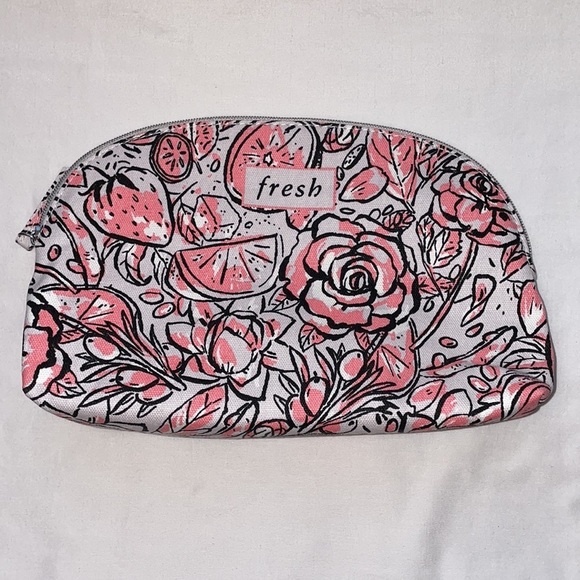 New Fresh Makeup Pouch Cosmetics Bag Makeup Bag - Picture 3 of 11